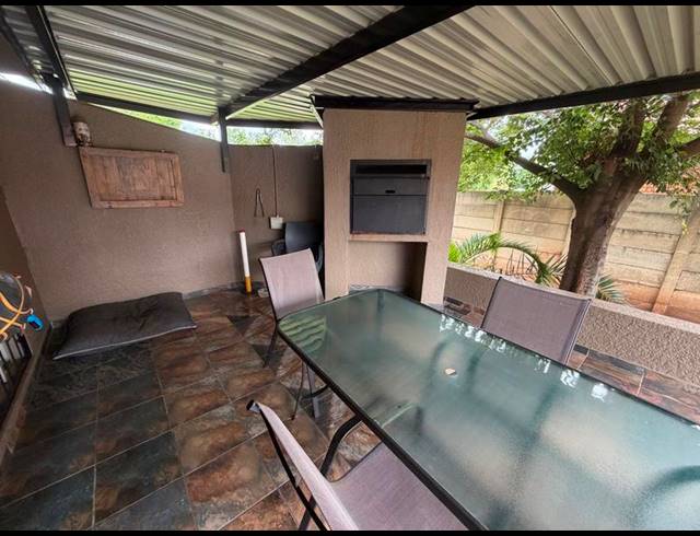 3 BEDROOM HOUSE FOR SALE IN KANONKOP